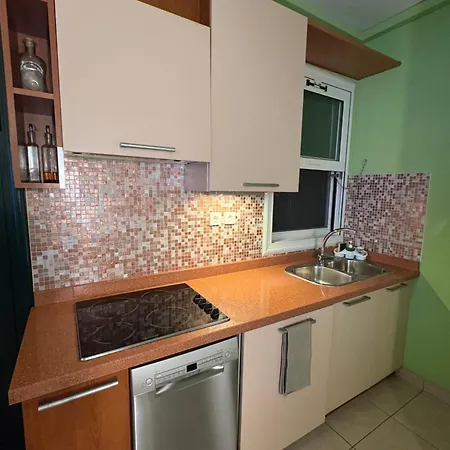 Menigos 21 * Glifada