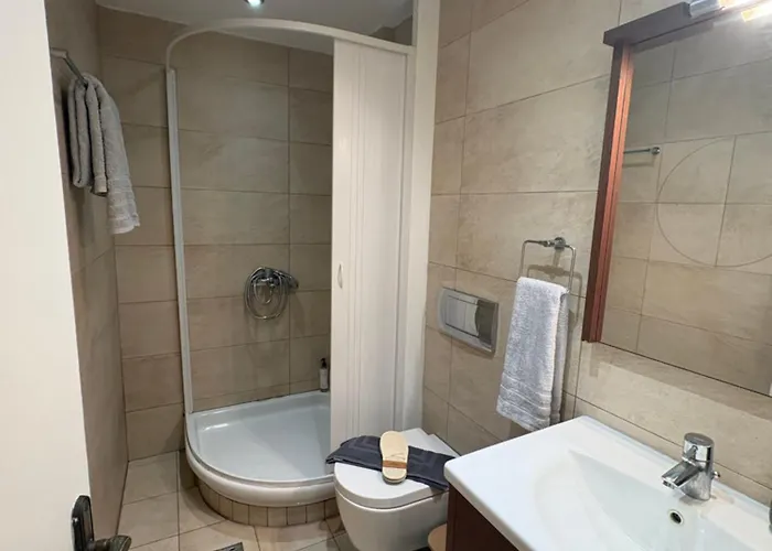 Menigos 21 아파트 *