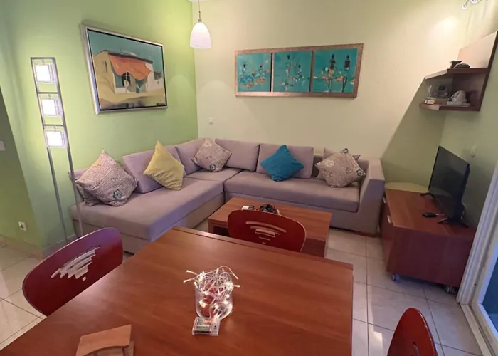 Menigos 21 아파트 글리파다