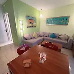 דירה Menigos 21 *